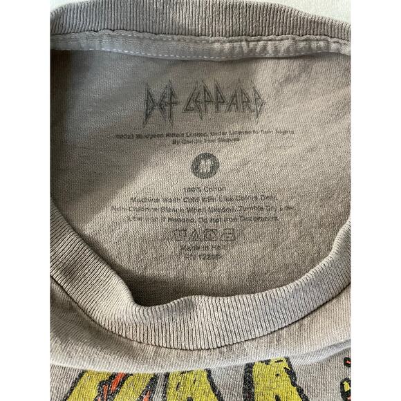Def Leppard 2023 Leopard Tour Graphic T-Shirt Gray M - Picture 6 of 6